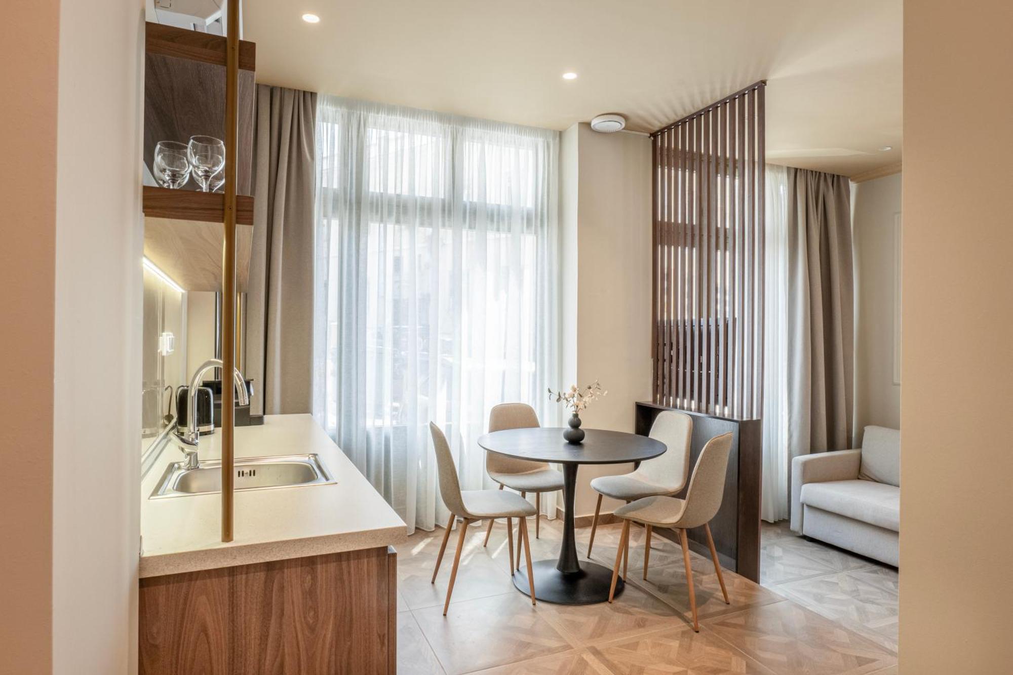 Atlas Boutique Suites Кавала Екстериор снимка